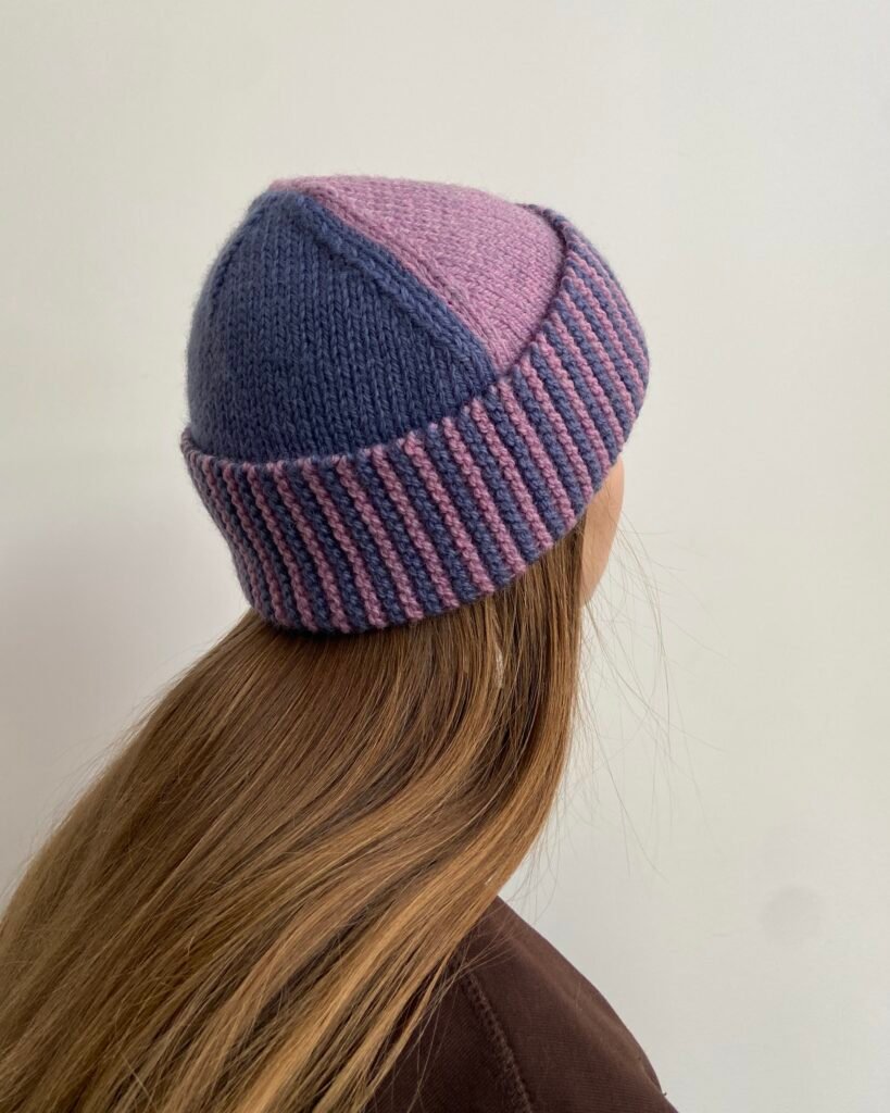 Demi hat